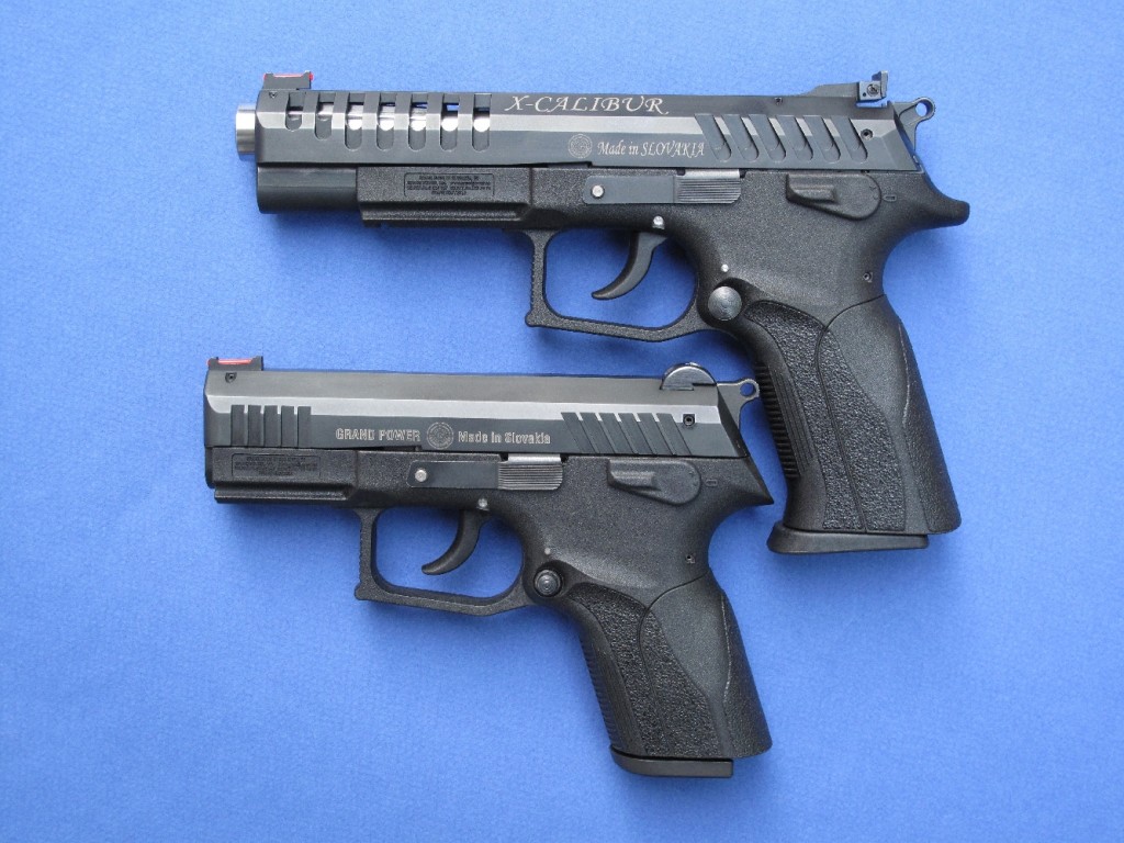 Deux modèles de la gamme Grand Power, le compact P11 et le full-size X-Calibur, destiné aux compétitions de tir IPSC, qui reçoit un chargeur de 17 coups, un canon lourd cannelé, une culasse ajourée et une hausse réglable de marque Elliason.