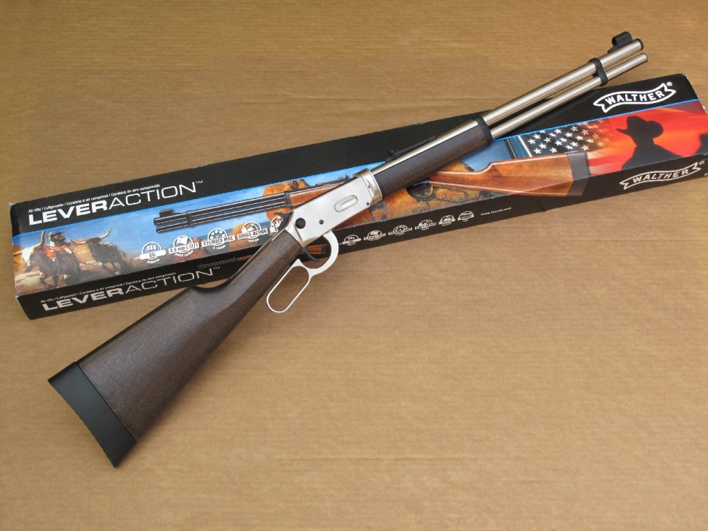 La carabine Walther « Lever Action Stainless », de calibre 4,5 mm diabolo (.177), est un modèle à répétition par levier de sous-garde dont l’alimentation est assurée par des barillets de 8 coups et la propulsion par une capsule contenant 88 g de gaz carbonique liquide. Cette carabine reprend l'aspect extérieur de la Winchester modèle 94.